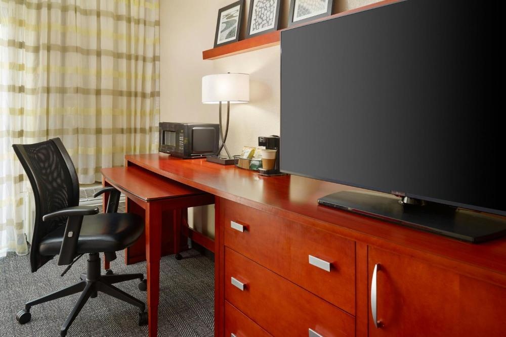 Courtyard by Marriott Baton Rouge Acadian Centre/LSU Area